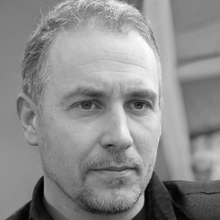Instructor Eliseo Carbonell
